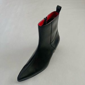 Black Pointed Toe Side Zip Cuban Heel Chelsea Boot